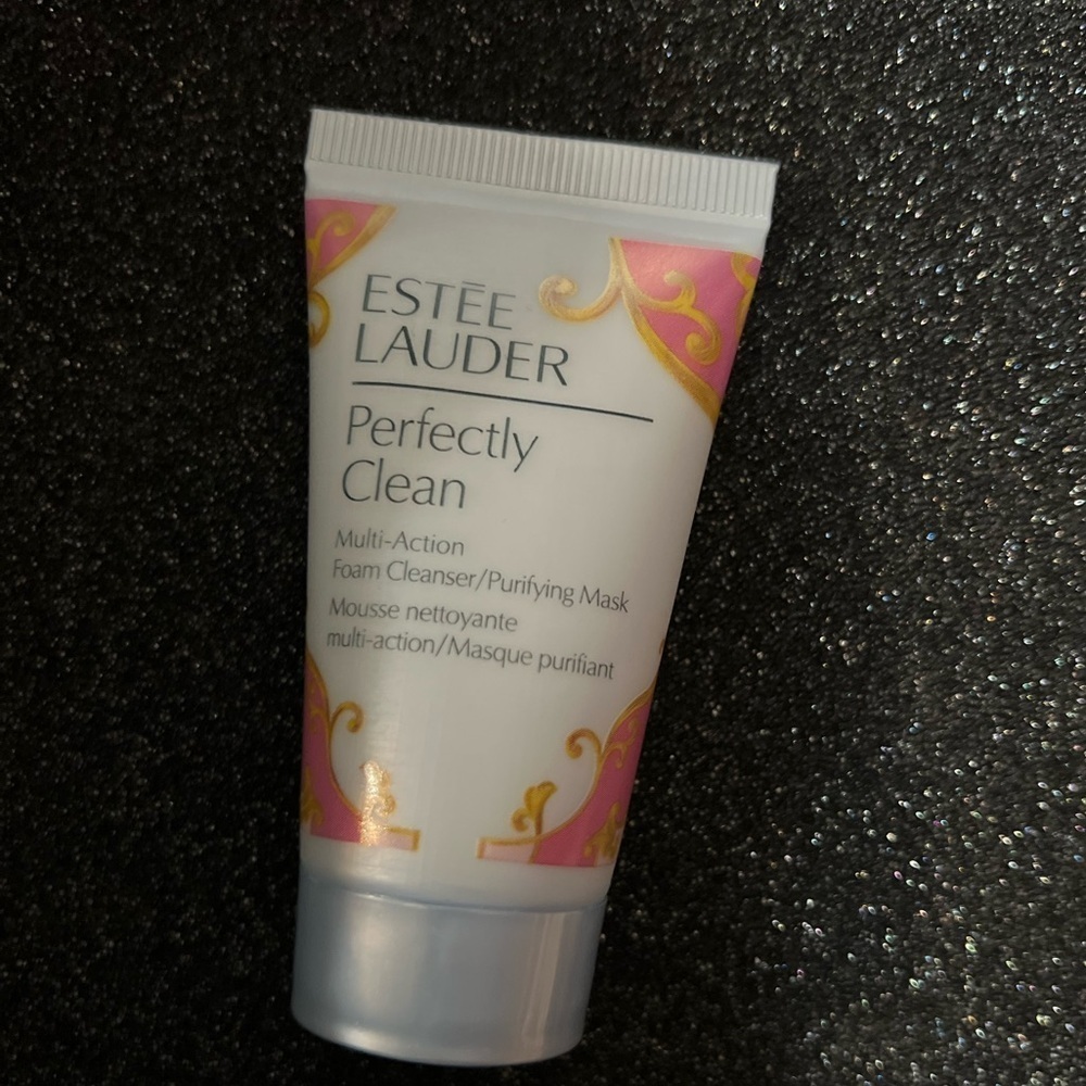 ESTEE LAUDER Perfectly Clean - Picture 4 of 6